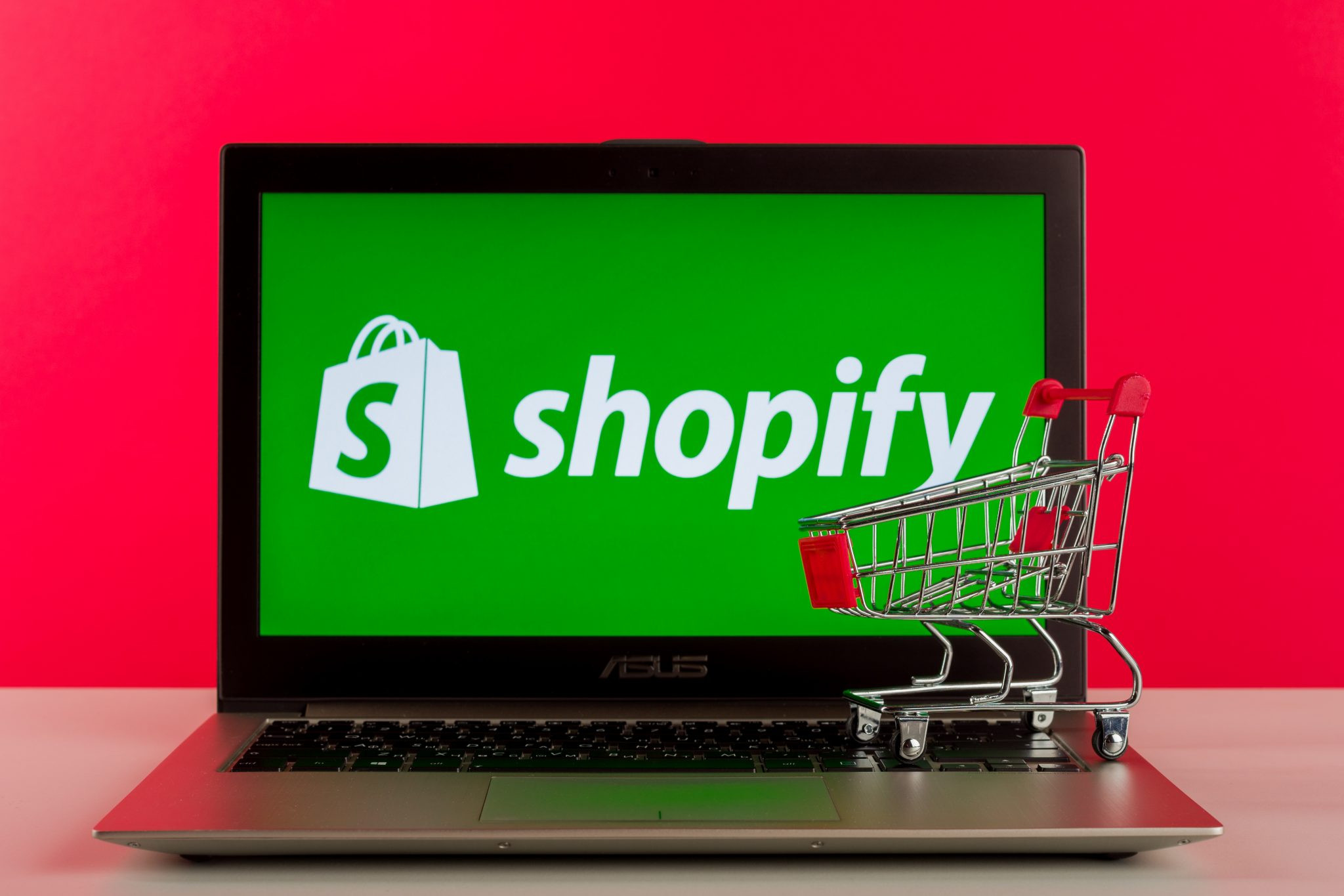 Shopify Stock Soars Over 20% as Earnings Beat Expectations