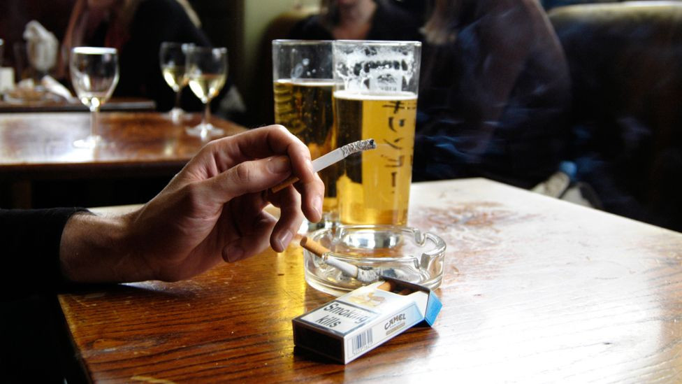 Smoking Ban in Pub Gardens and Other Outdoor Spaces: UK Government Considers Stricter Tobacco Curbs