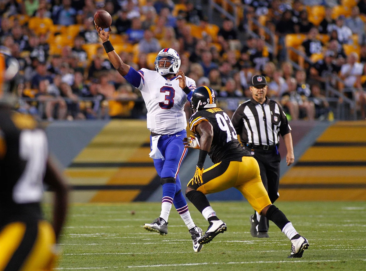 Steelers Offense Stumbles Again in Preseason Loss to Bills: Is Russell Wilson the Answer?