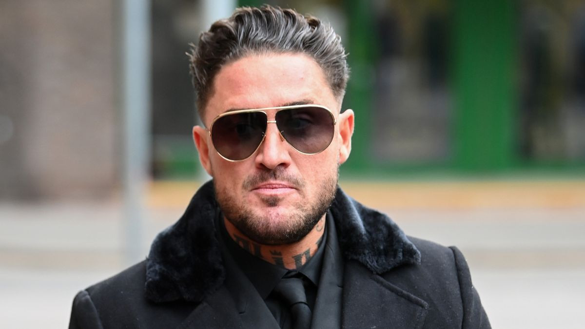 Stephen Bear's Ex-Girlfriend Pregnant After Prison Sentence: Baby Due In April 2025