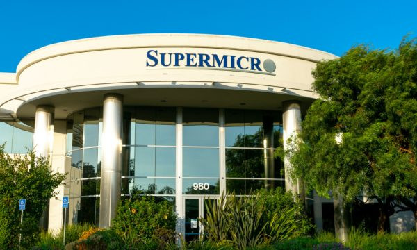 Super Micro Computer Stock Plunges 20% After Delaying Annual Report Filing: What Investors Need to Know