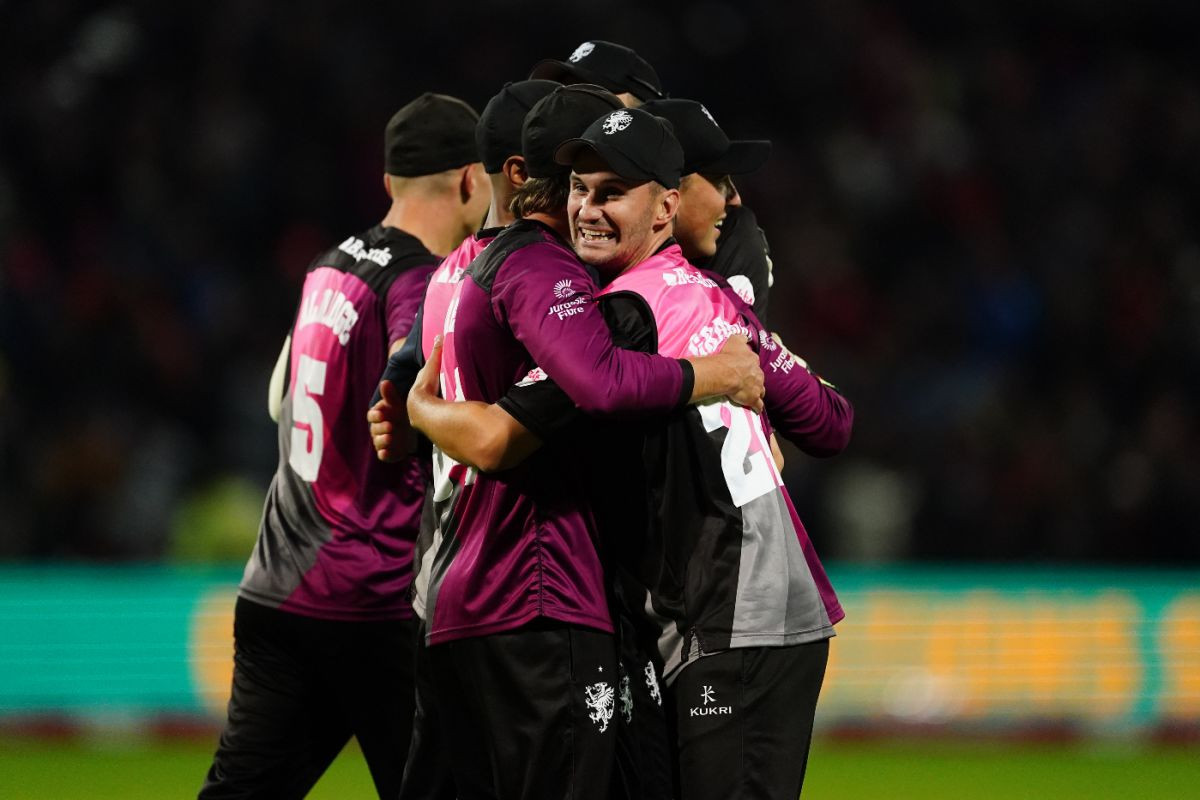 Surrey's Sibley Stuns With Reverse Scoop Six in T20 Blast Quarterfinal Victory