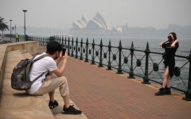 Sydney Bushfire Downgraded, But Residents Still On Edge