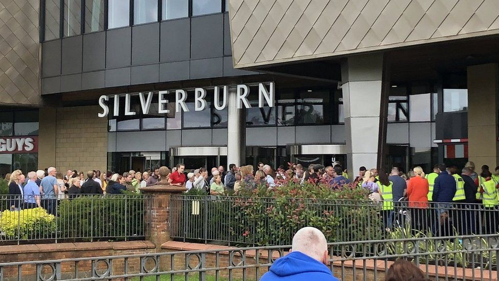 Sydney Shopping Centre Evacuated After Grenade Found: Shoppers Flee As Riot Squad Swoops In