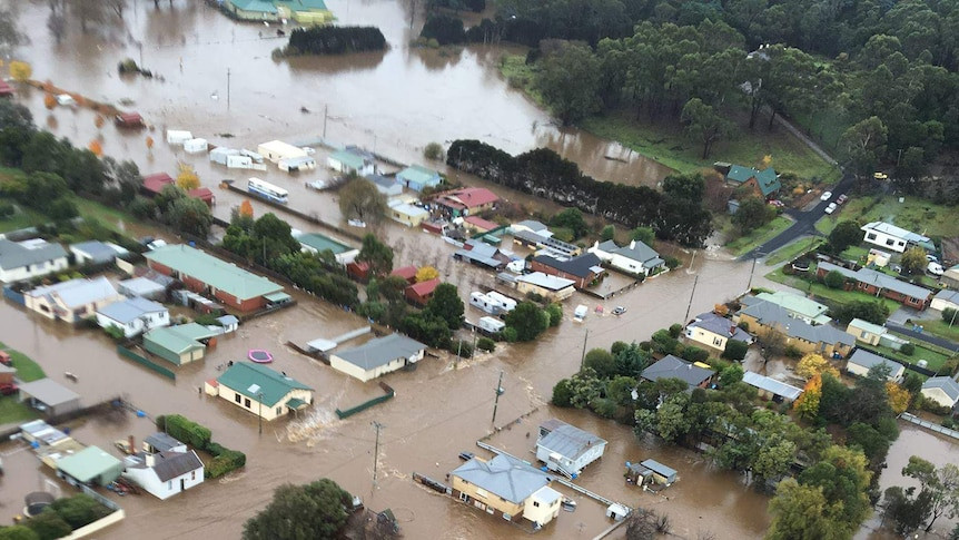 Tasmania Flood Emergency: Evacuation Orders Issued as Derwent River Threatens to Exceed Major Flood Levels