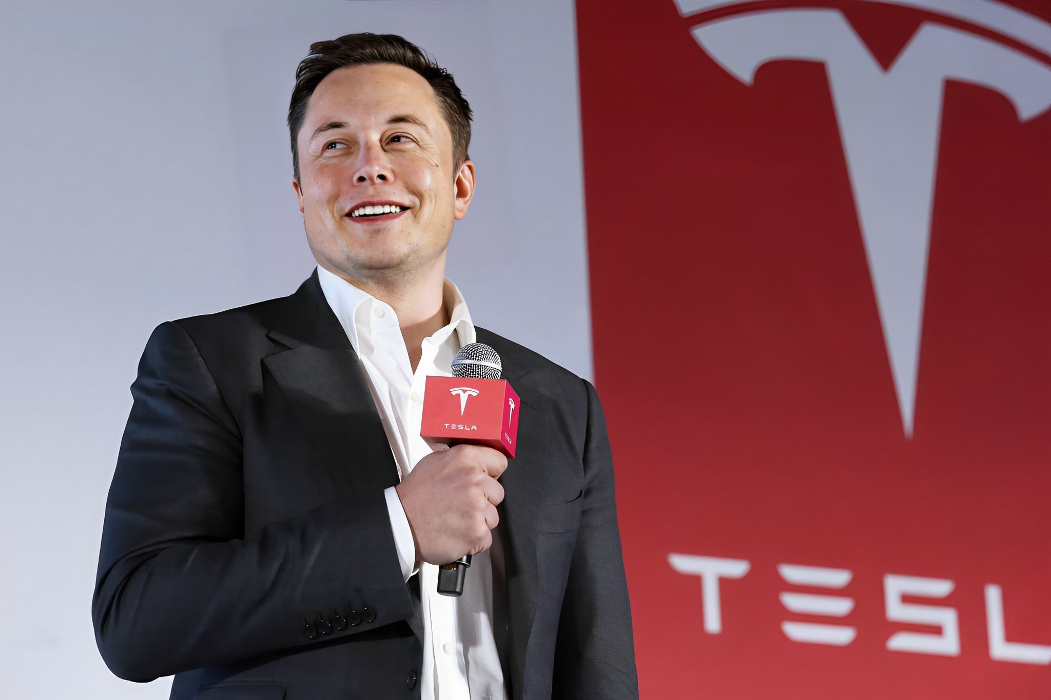 Tesla Unveils Its Long-Awaited Robotaxi: Will This Be The Game-Changer Elon Musk Promised?