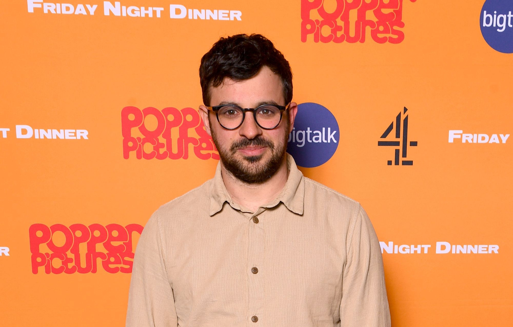 The Great Travel Debate: Should You Unpack at Your Hotel? Simon Bird vs Jessica Knappett