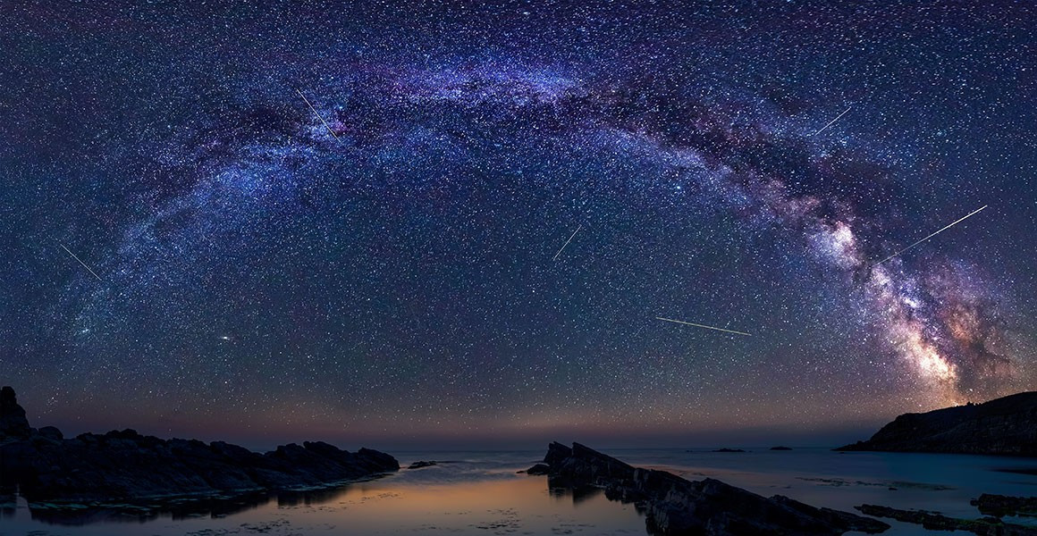 The Milky Way & Shooting Stars: How to See the Best of August's Night Sky