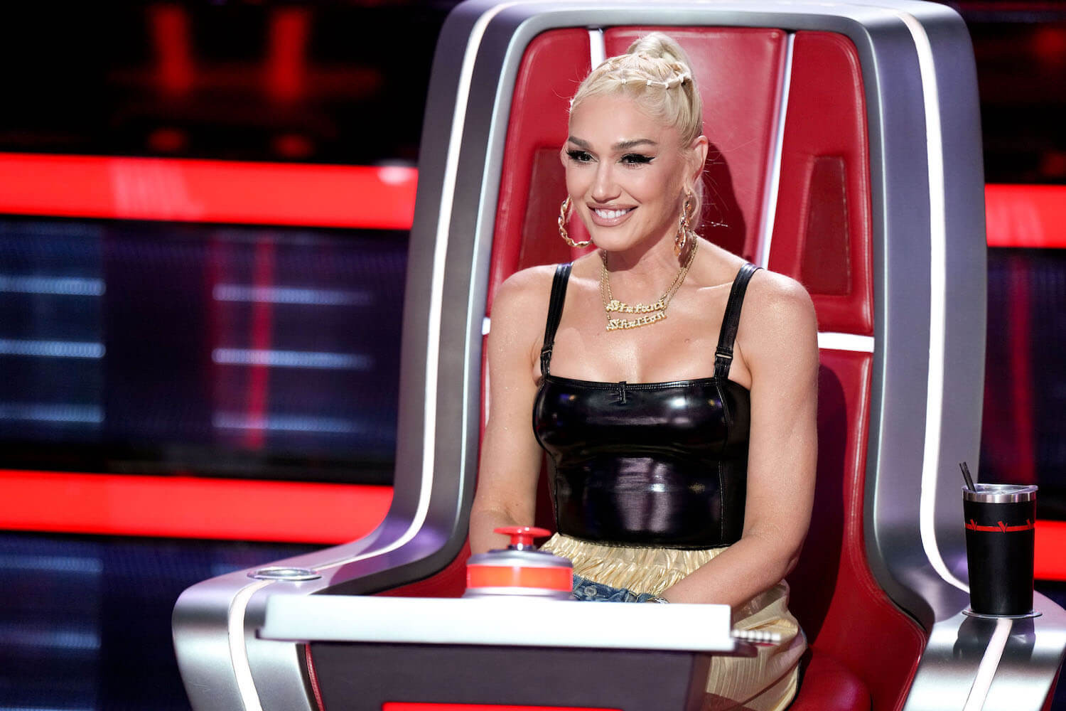 The Voice Season 26 Premiere: Gwen Stefani Blocks Reba McEntire in Shocking Twist