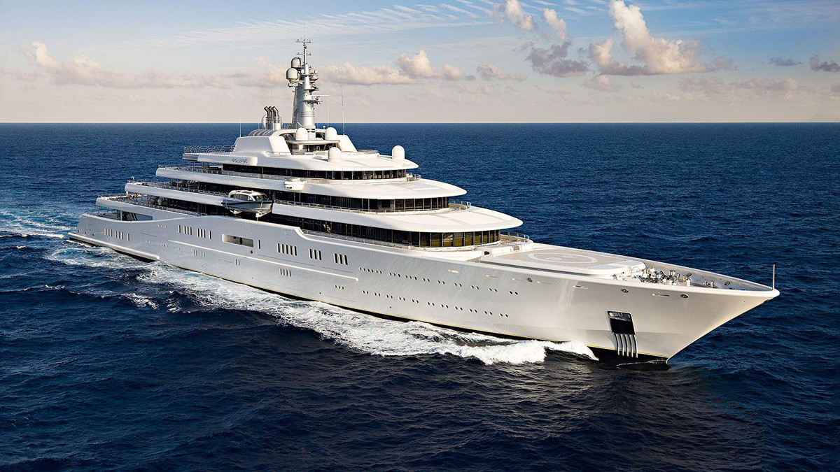 The World's Most Expensive Yacht: A £4 Billion Floating Palace With Dinosaur Bones and More Gold Than You Can Imagine