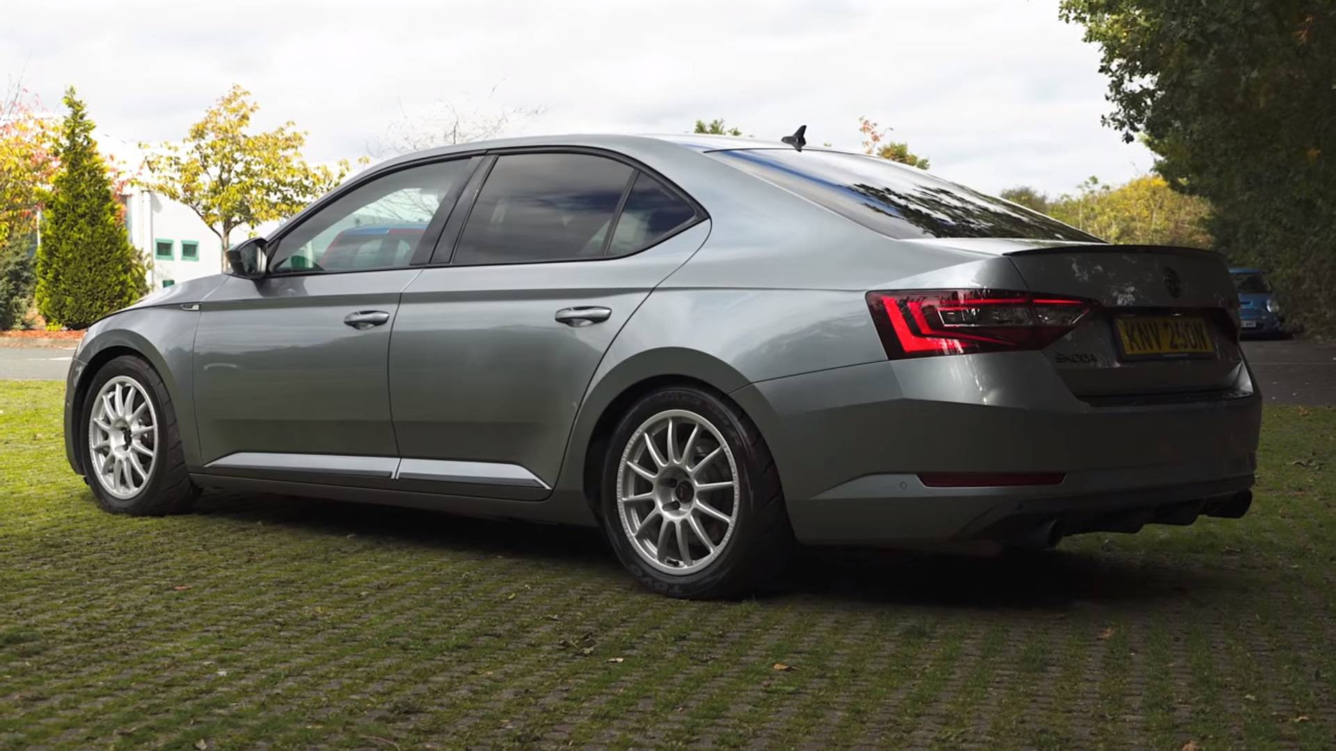 This Skoda Superb Sleeper Wagon Has 477hp & Looks Like Your Dad's Car - Don't Be Fooled!