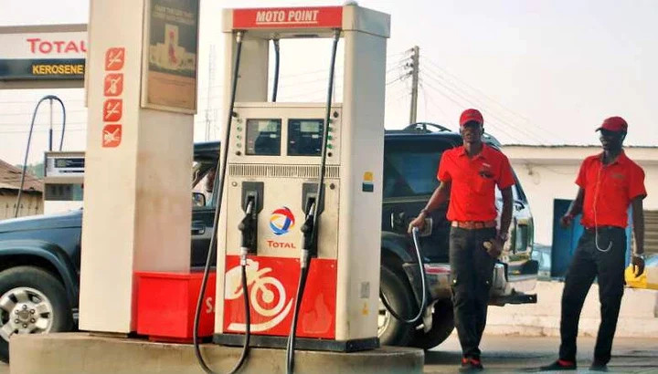 Tinubu Unveils Petrol Price Shock: N1,000 Per Litre or CNG at N200? The Choice Is Yours