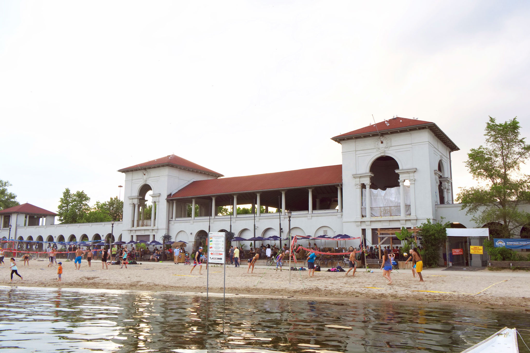 Toronto Beach Water Quality: Sunnyside Beach Unsafe for Swimming