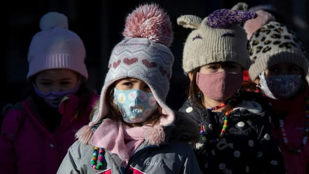 Toronto Hospitals Bring Back Masks Amidst Rise in Respiratory Viruses