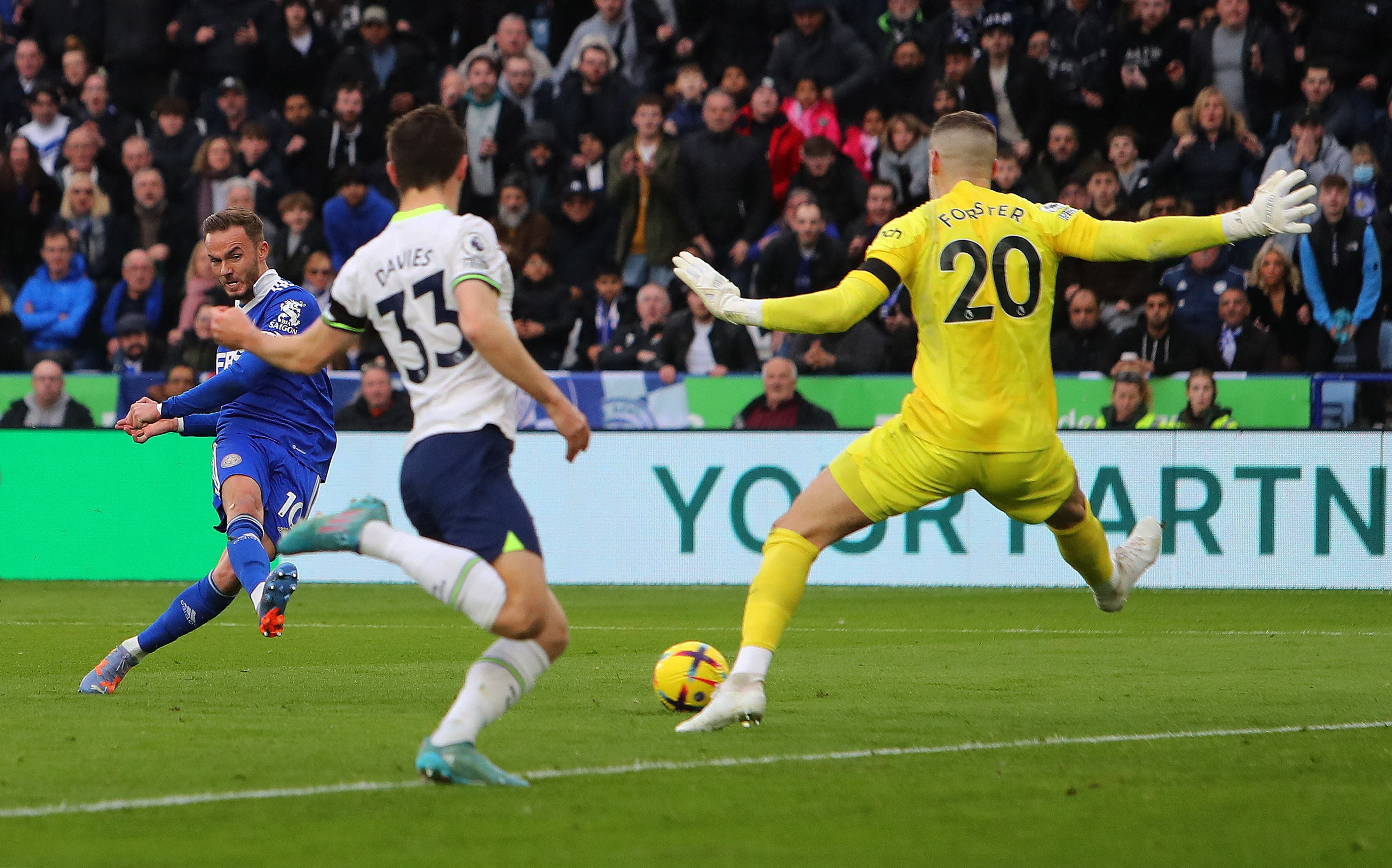 Tottenham Dominates Leicester in a One-Sided Premier League Opener