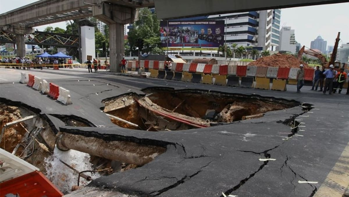 Tourist Vanishes After Falling 26ft into Sinkhole in Kuala Lumpur, Malaysia: Search Efforts Enter Day 6