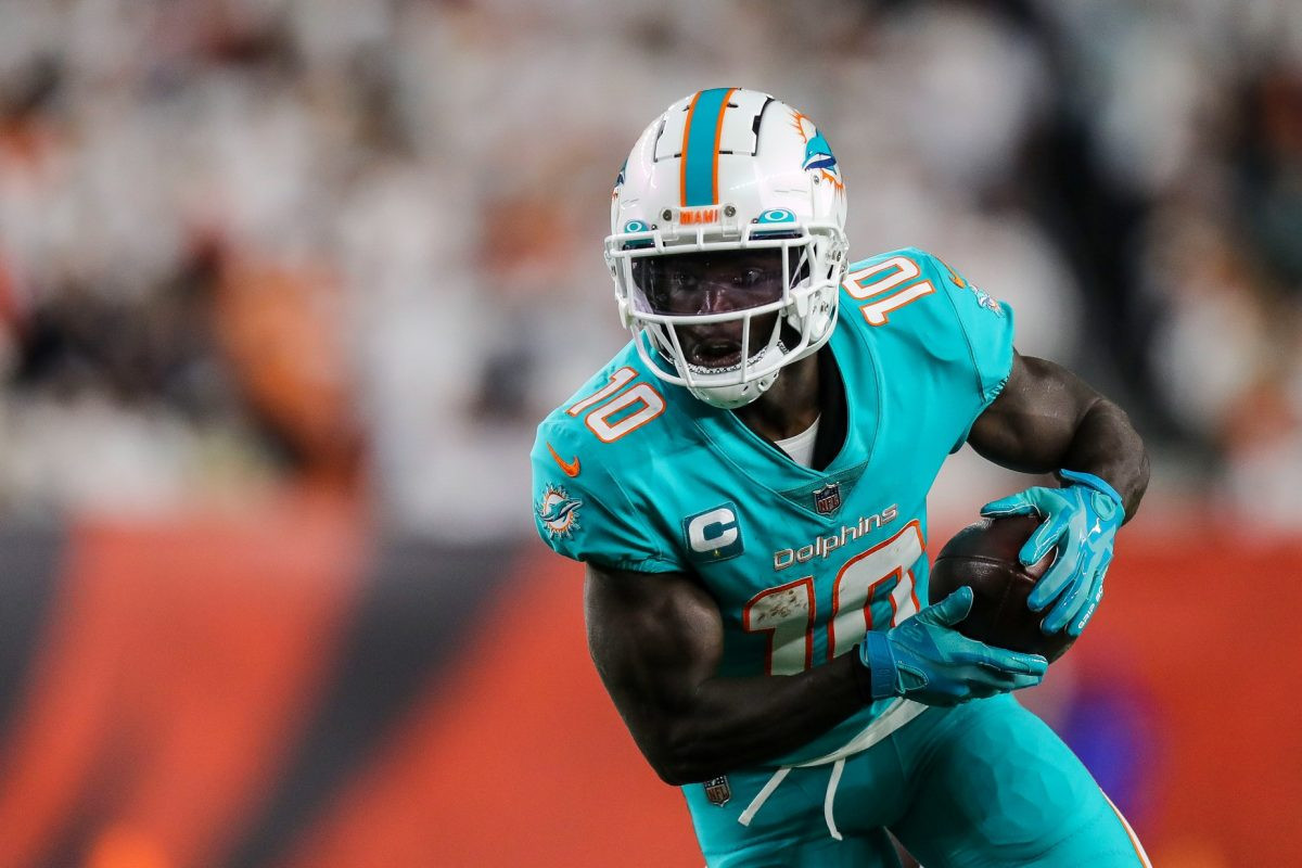 Tyreek Hill Detained by Police Before Dolphins Game: Agent Says He's 'Getting Ready to Play'