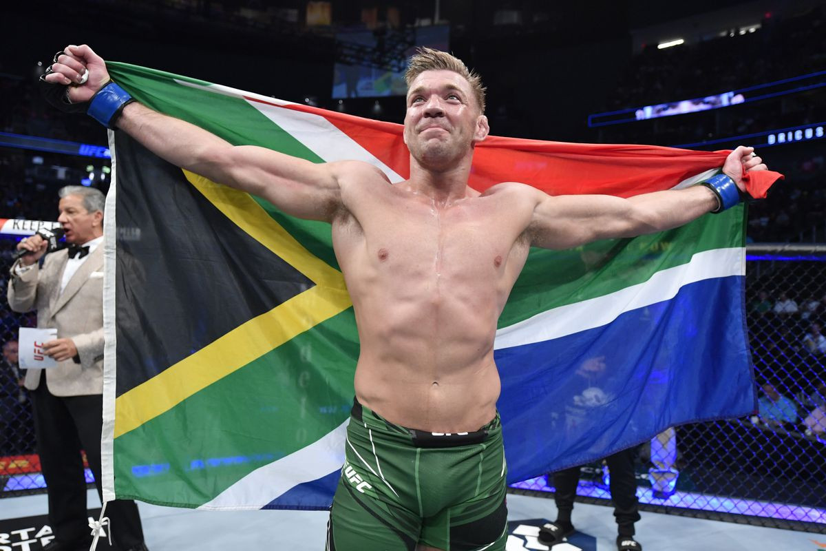 UFC 305: Dricus du Plessis Chokes Out Israel Adesanya to Retain Middleweight Title