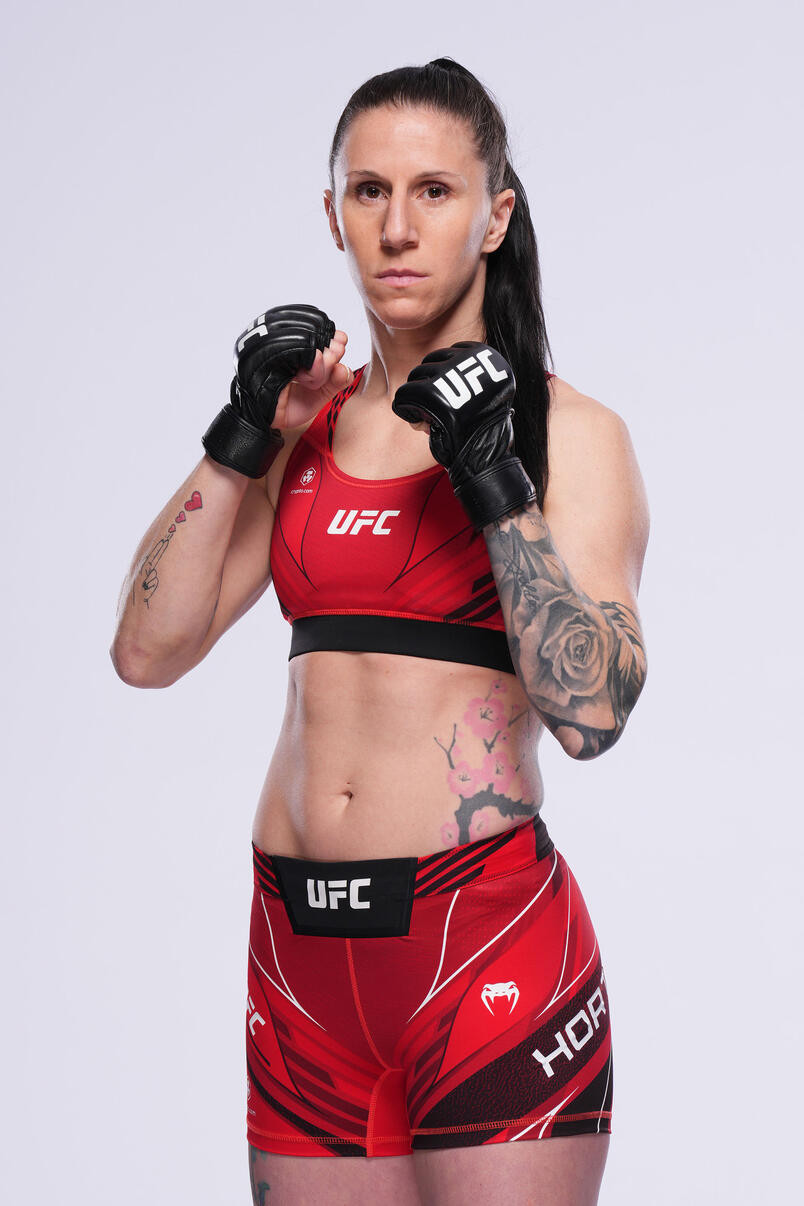 UFC Edmonton:  Ivana Petrovic Aims To Prove Her Ground Game Is Unstoppable Against Jamey-Lyn Horth