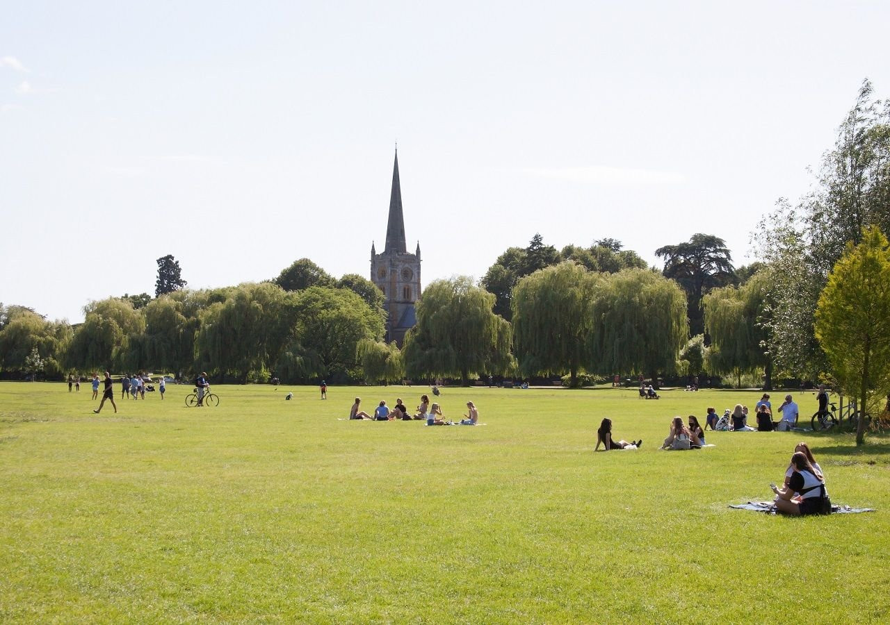 UK To Experience Rare Indian Summer This Week, With Temperatures Reaching 30°C