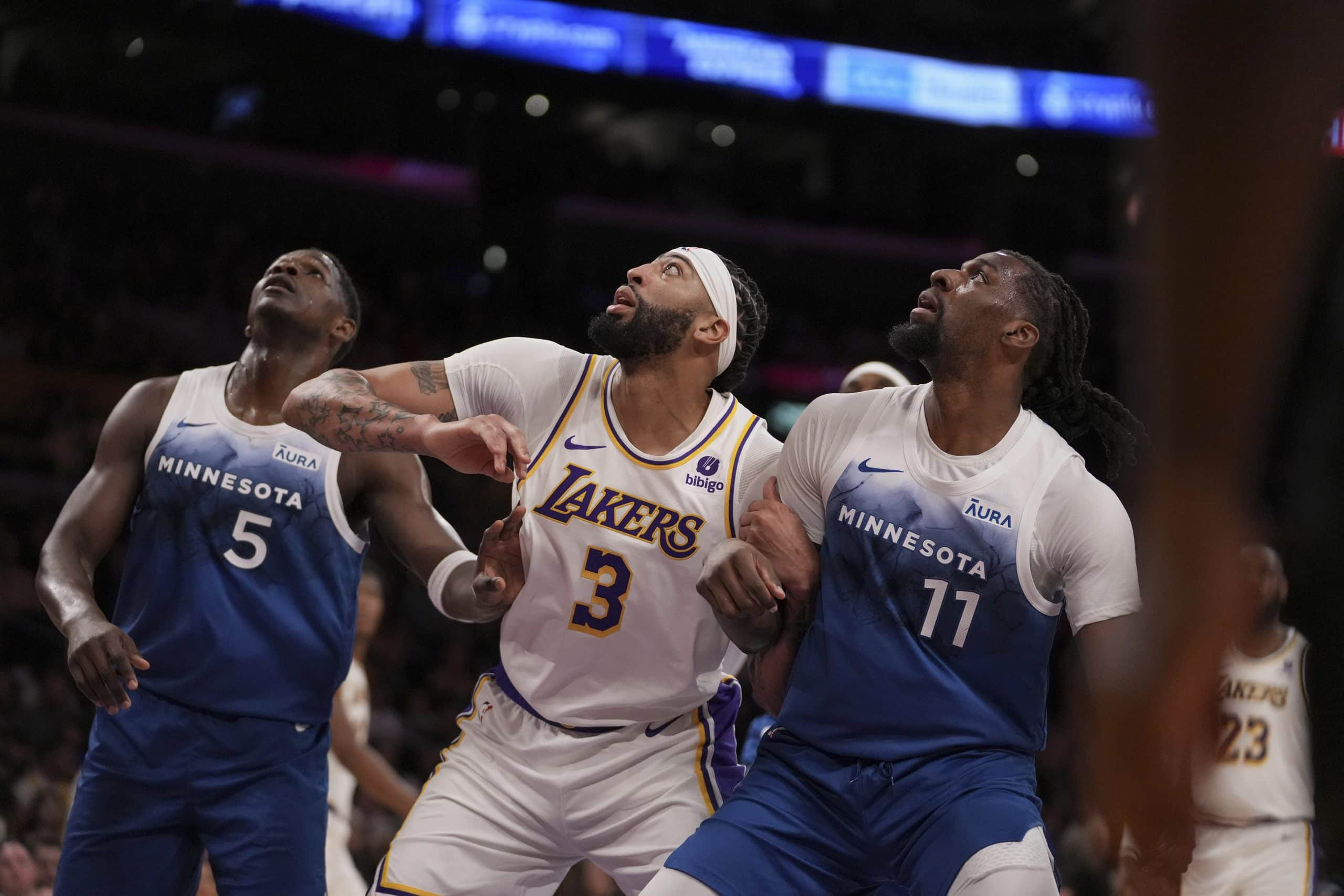 Unbelievable Comeback! Lakers snatch Victory from Timberwolves in Nail-Biting Finish