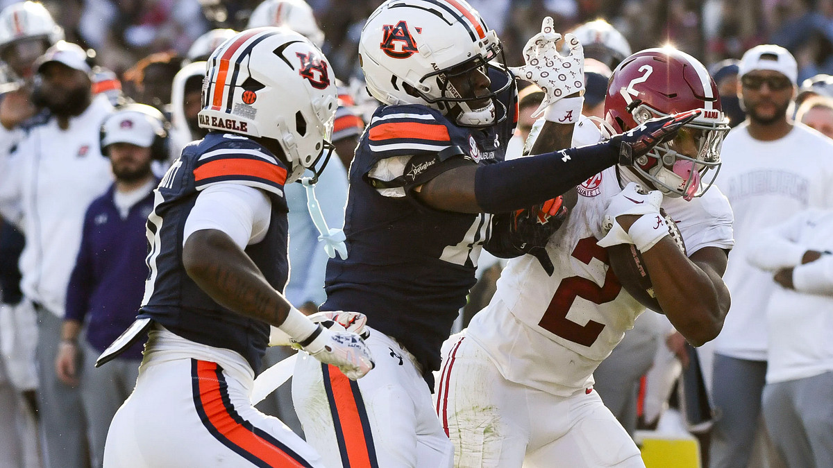 Unbelievable! No. 1 Auburn Stuns No. 2 Alabama in Historic Iron Bowl Showdown!