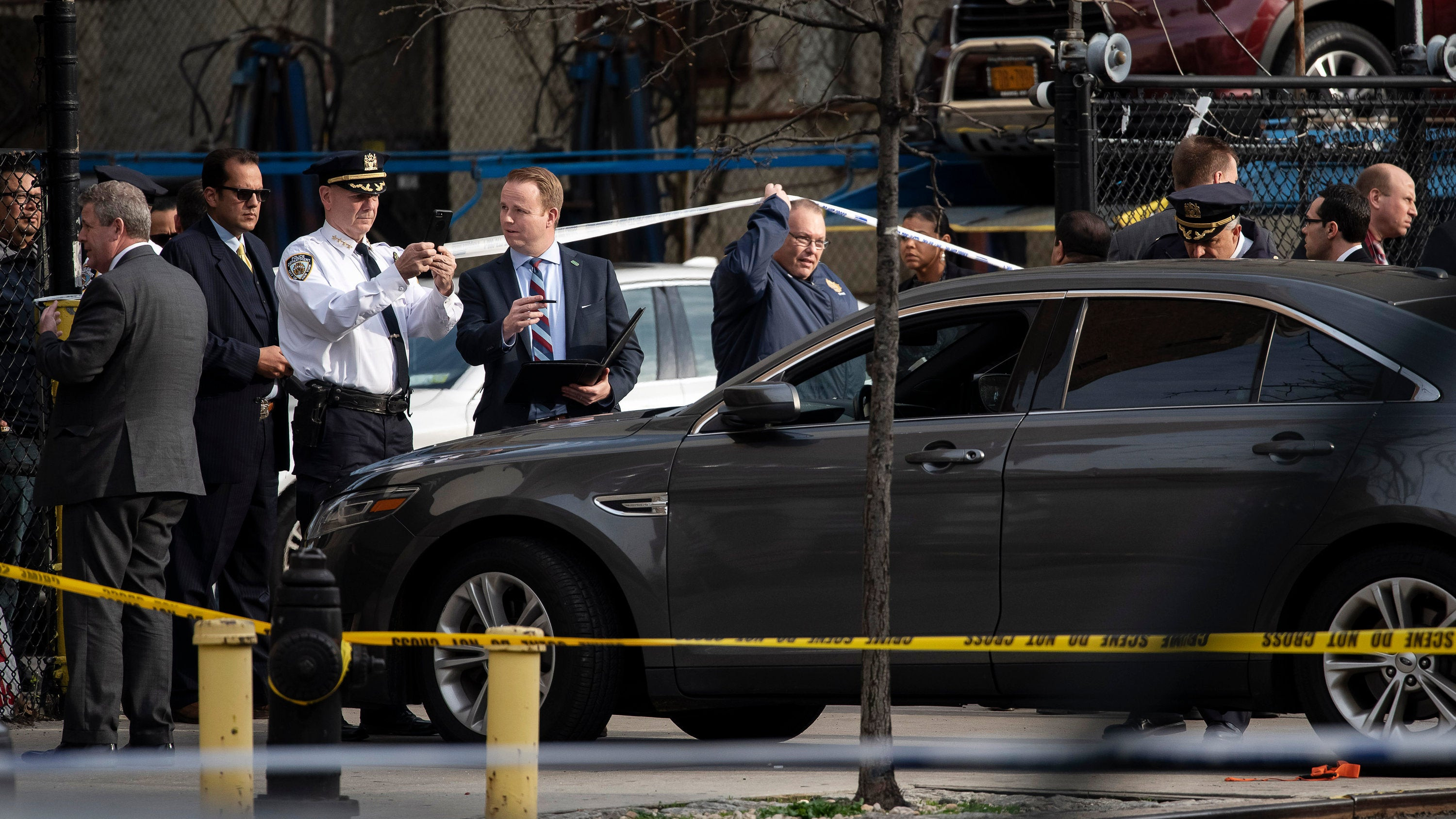 UnitedHealthcare CEO Fatally Shot in Midtown Manhattan: Targeted Attack Suspected