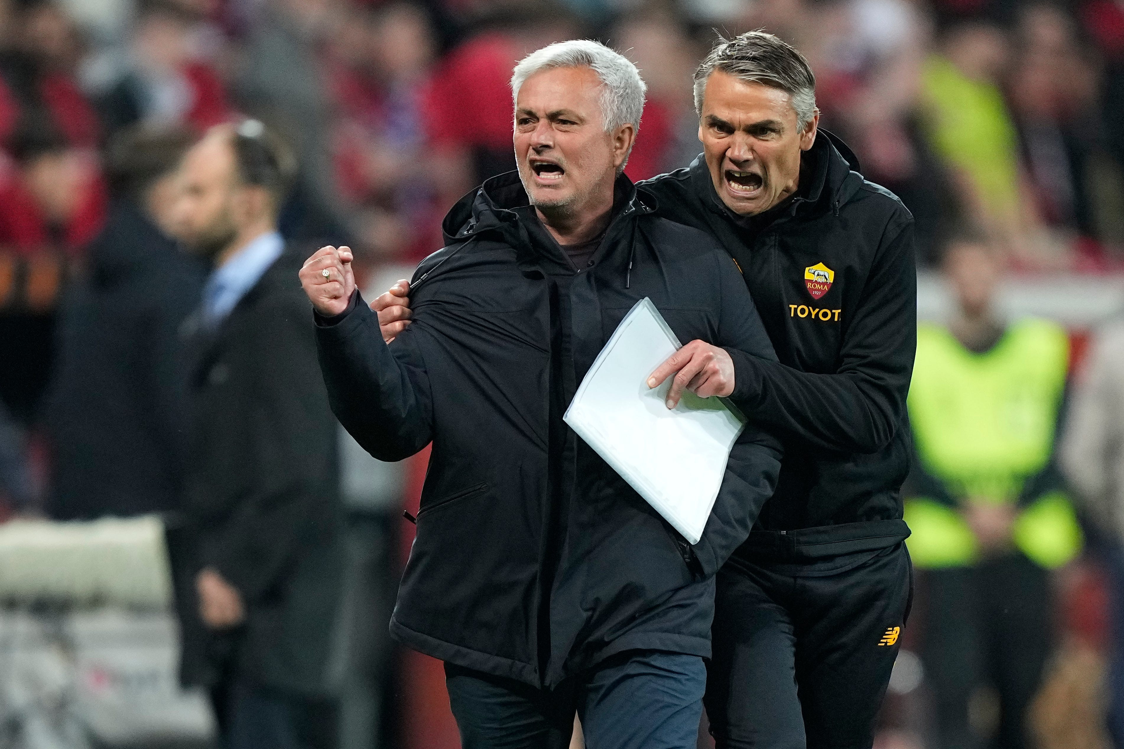 Valverde vs. Mourinho: A Clash of Titans in the Europa League!