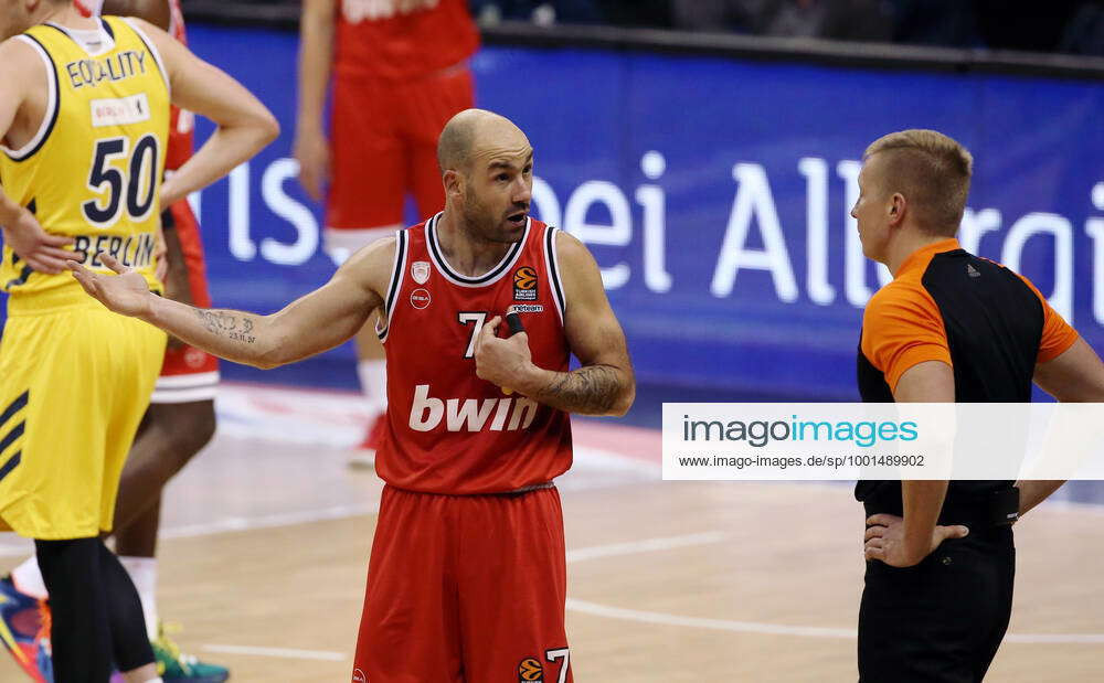 Vassilis Spanoulis Calls Out Referees for Unfair Treatment of Giannis Antetokounmpo in Olympics