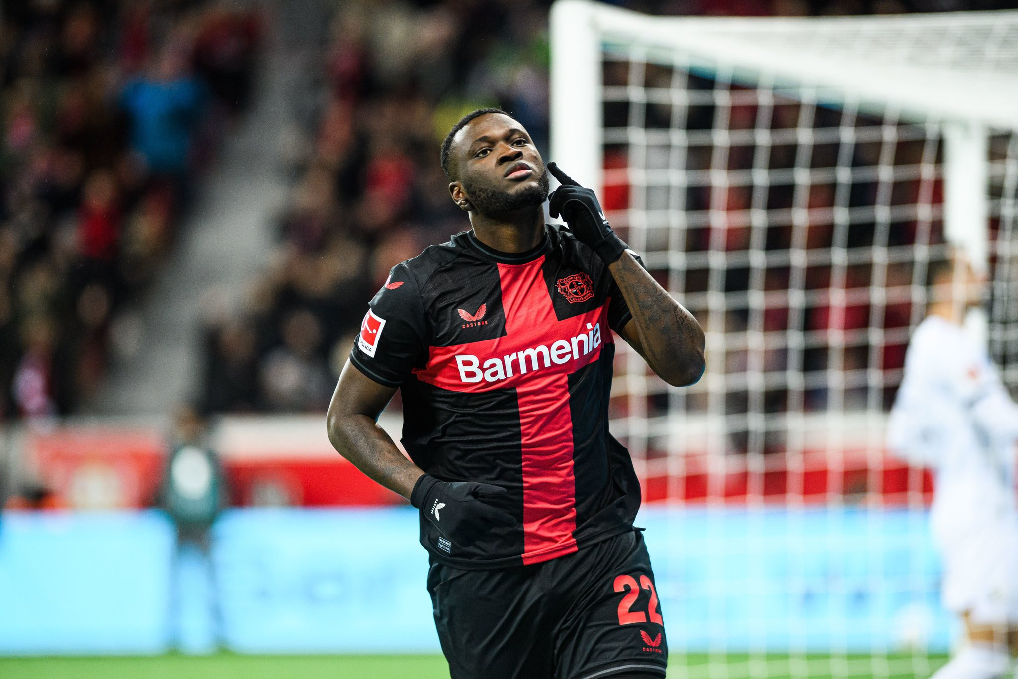 Victor Boniface's Late Goal Gives Bayer Leverkusen Thrilling 4-3 Win Over Wolfsburg