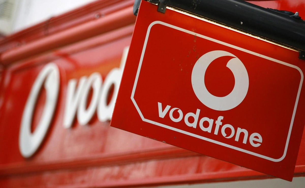 Vodafone-Three Merger Faces Major Hurdle: Regulator May Force Asset Sale to Ease Competition Concerns