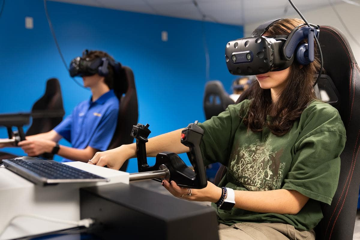 VR Training Takes Center Stage: Brightline Interactive Secures Major Government Contract Extension