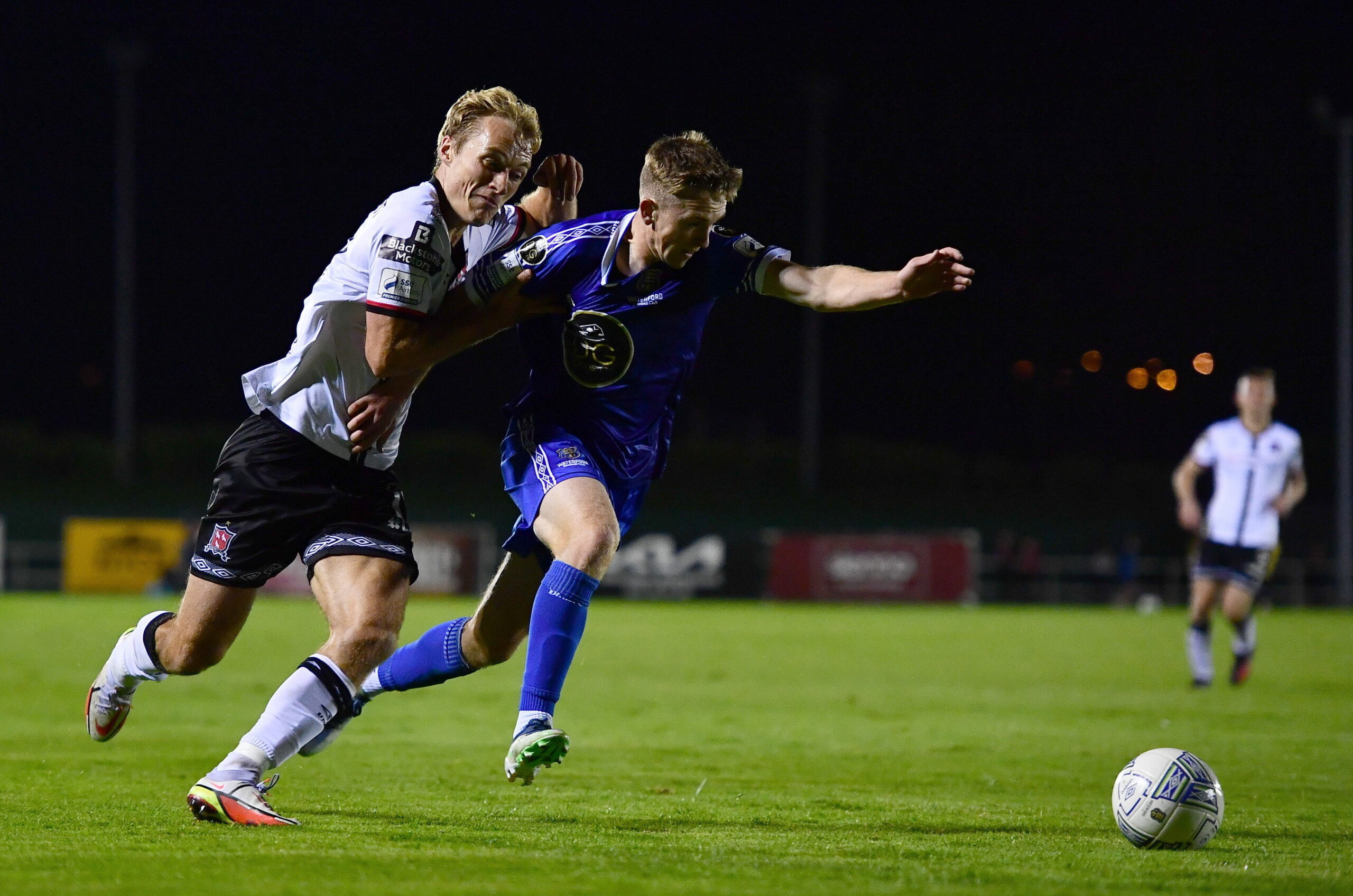 Waterford FC vs. Derry City: Can the Blues Close the Gap on the League Leaders?