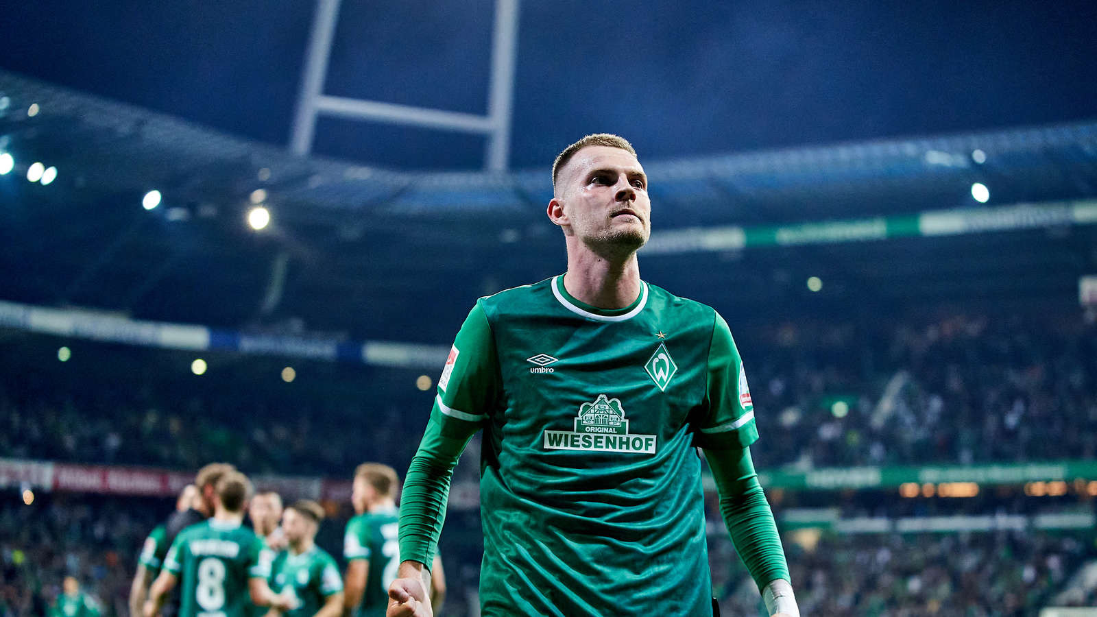 Werder Bremen's Ducksch Leads a Comeback Against 10-Man Wolfsburg