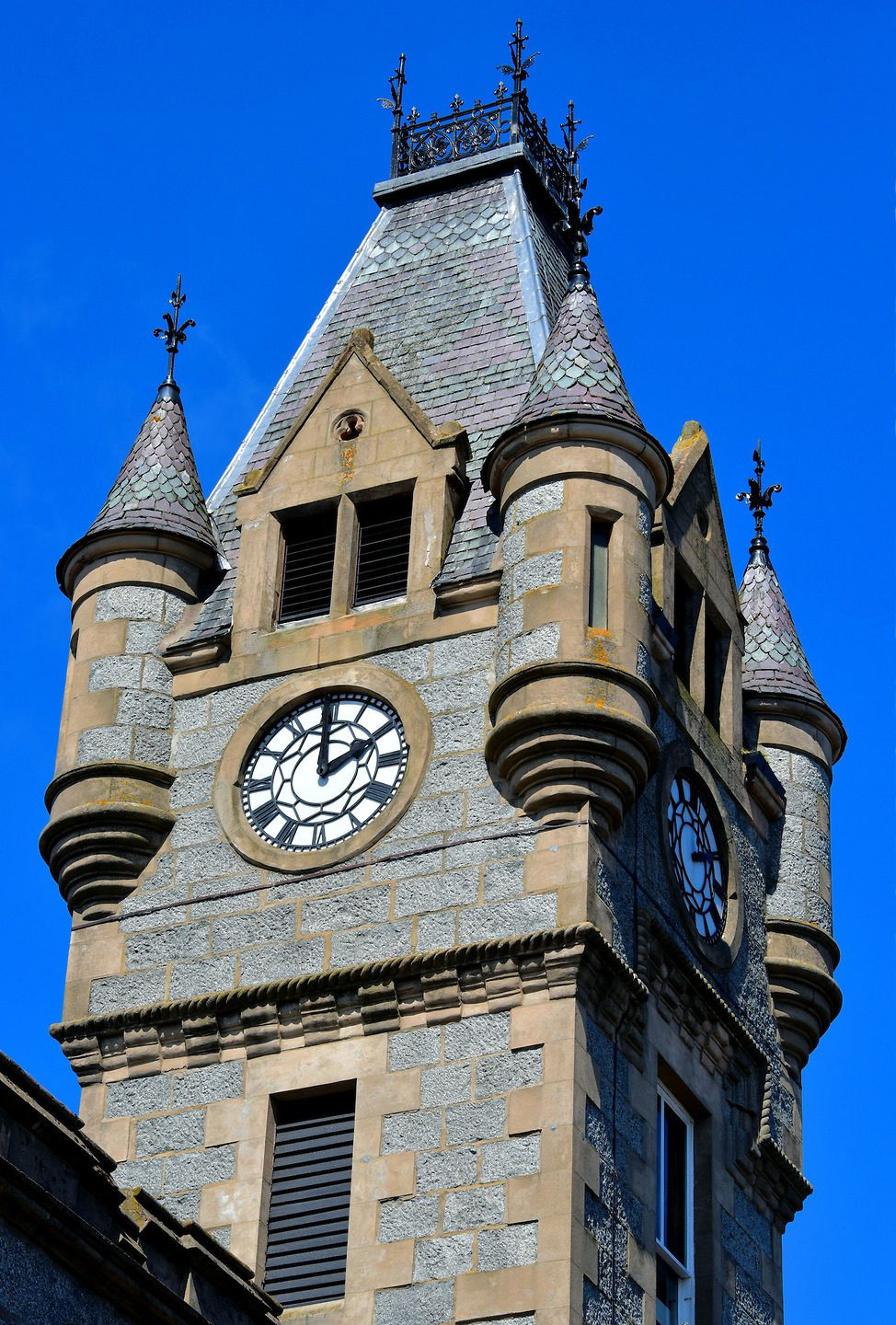 Why This Iconic Scottish Clock Tower Runs Three Minutes Fast