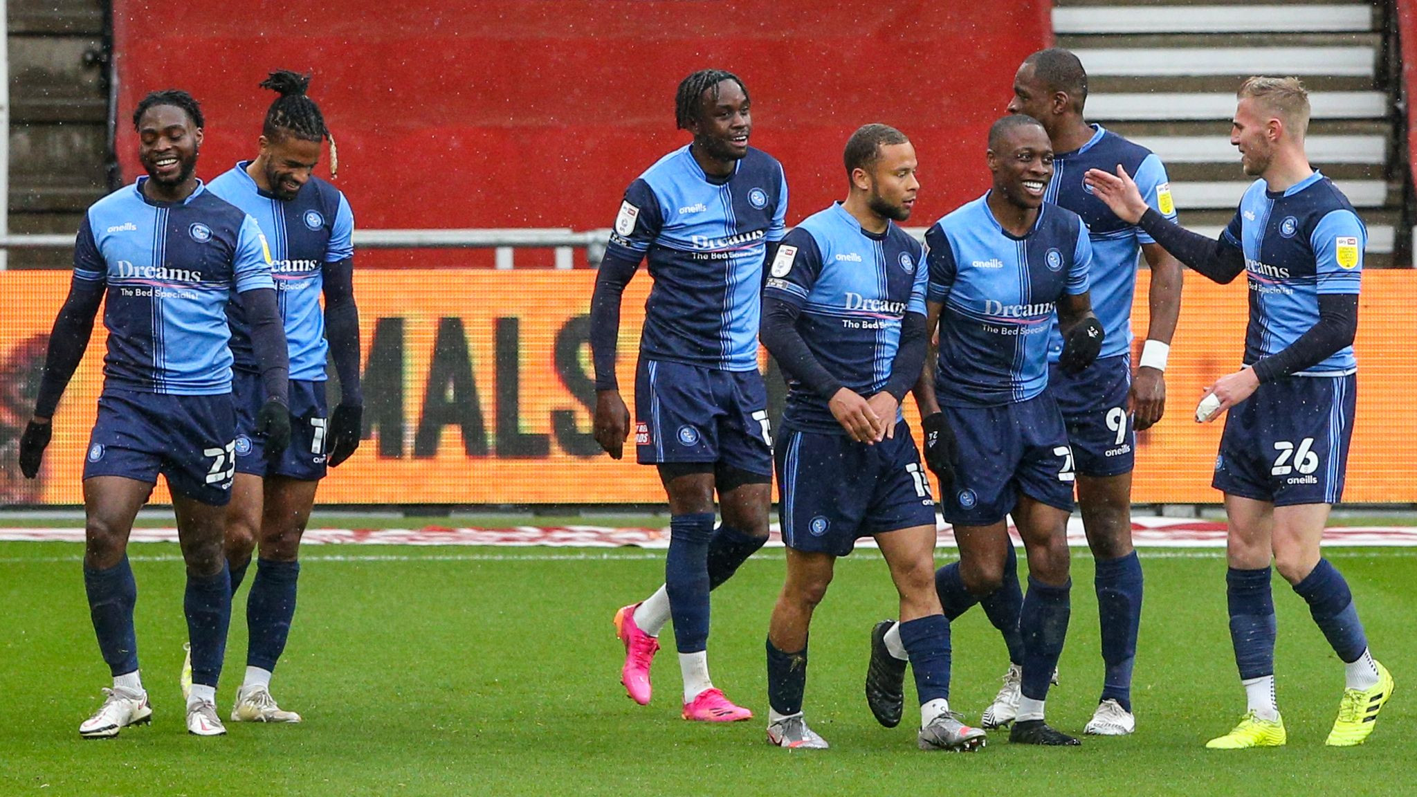 Wycombe Wanderers Re-Sign Fred Onyedinma: The Chairboys' Faithful Rejoice!